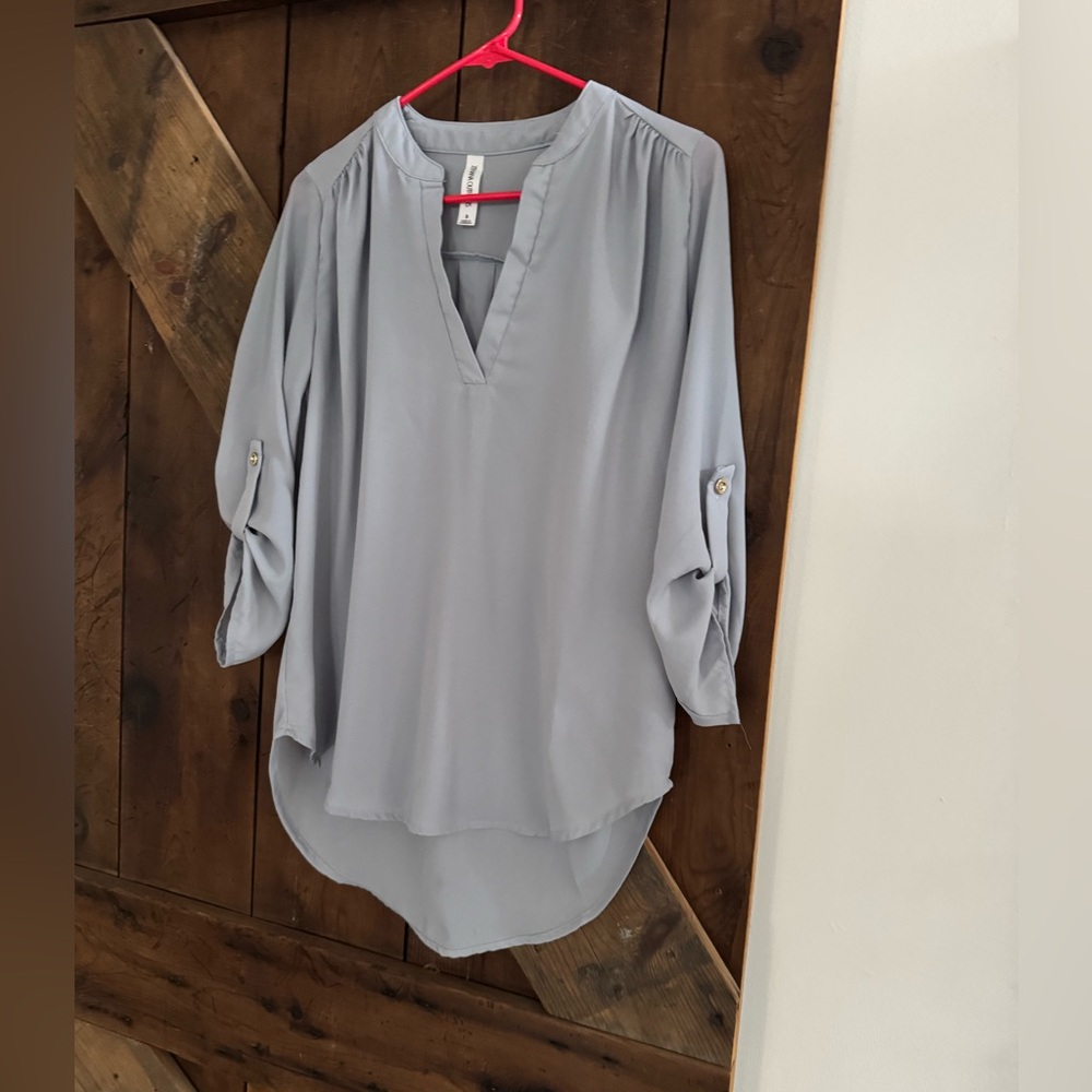 Zenana Outfitters Light Gray V-Neck Blouse